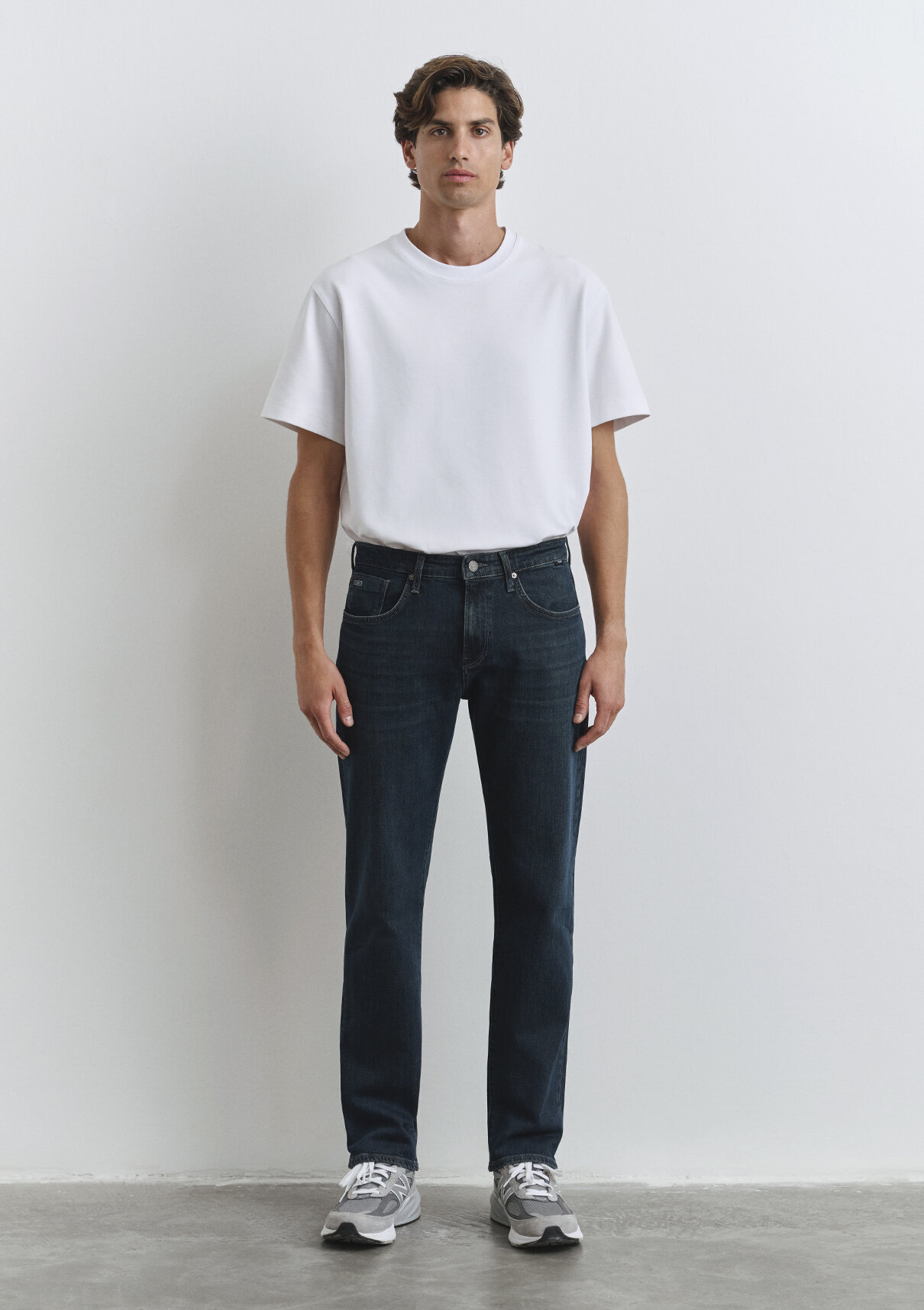 Mavi Classic Denim Koyu Mavi Gölgeli Jean Pantolon görsel 2