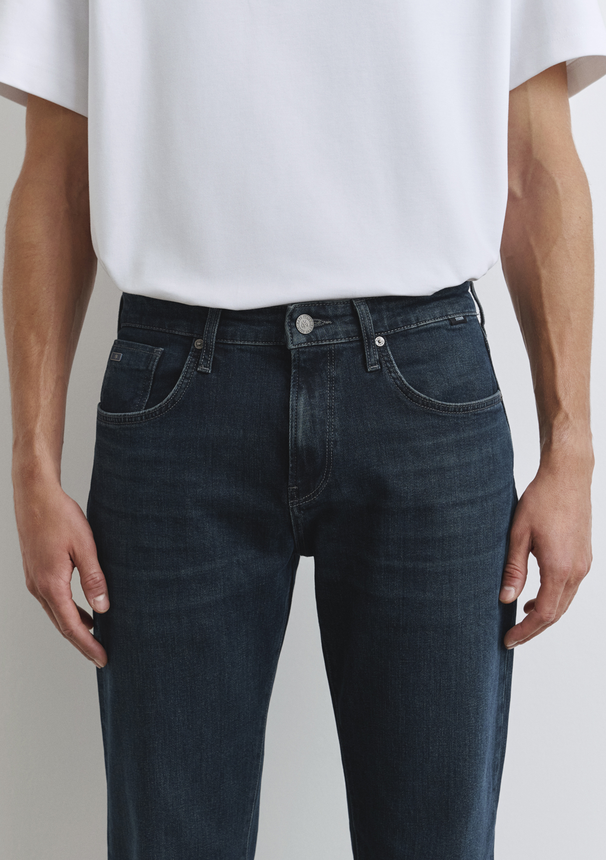 Mavi Classic Denim Koyu Mavi Gölgeli Jean Pantolon görsel 6