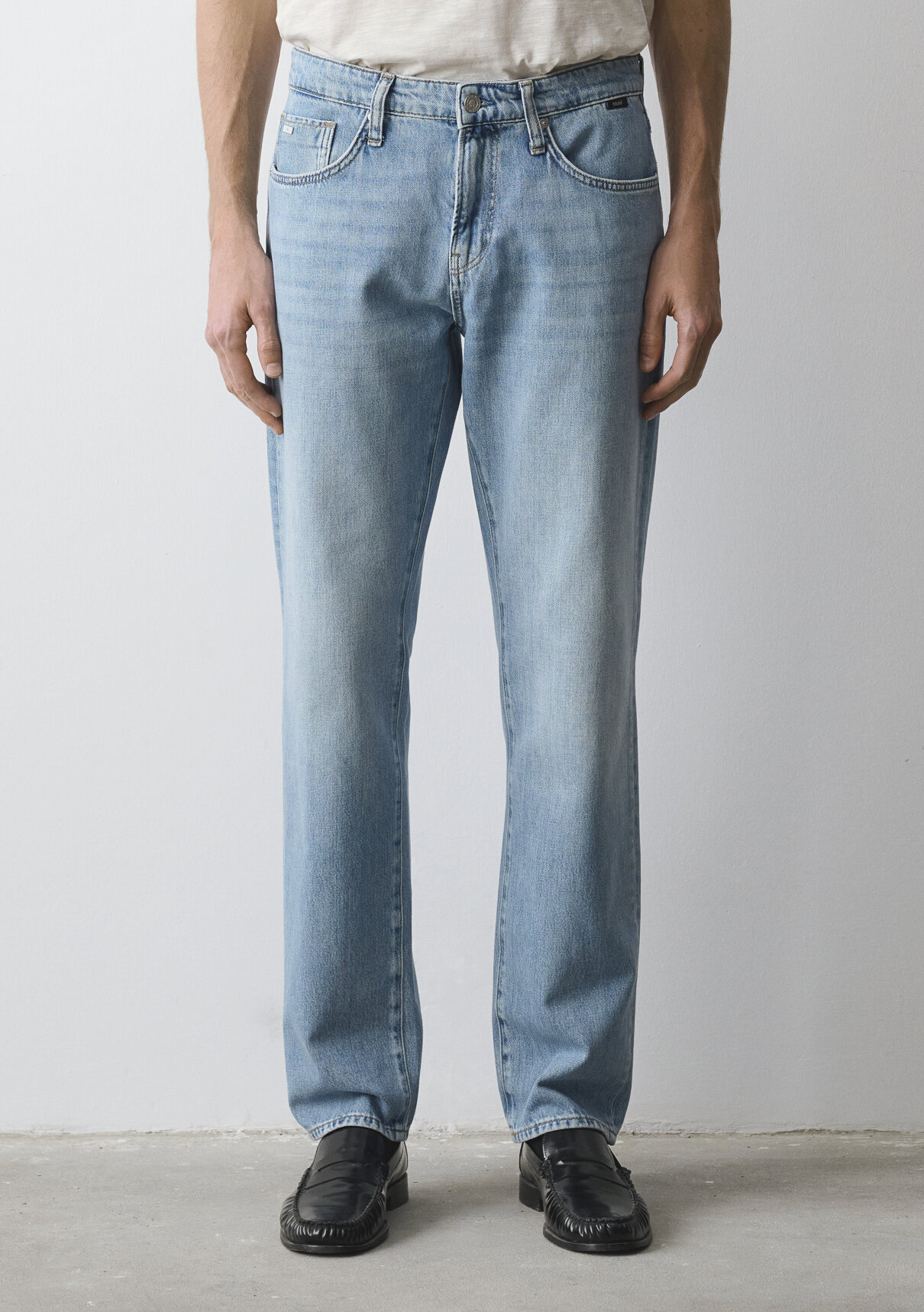 Mavi Classic Denim Açık Mavi Jean Pantolon görsel 4