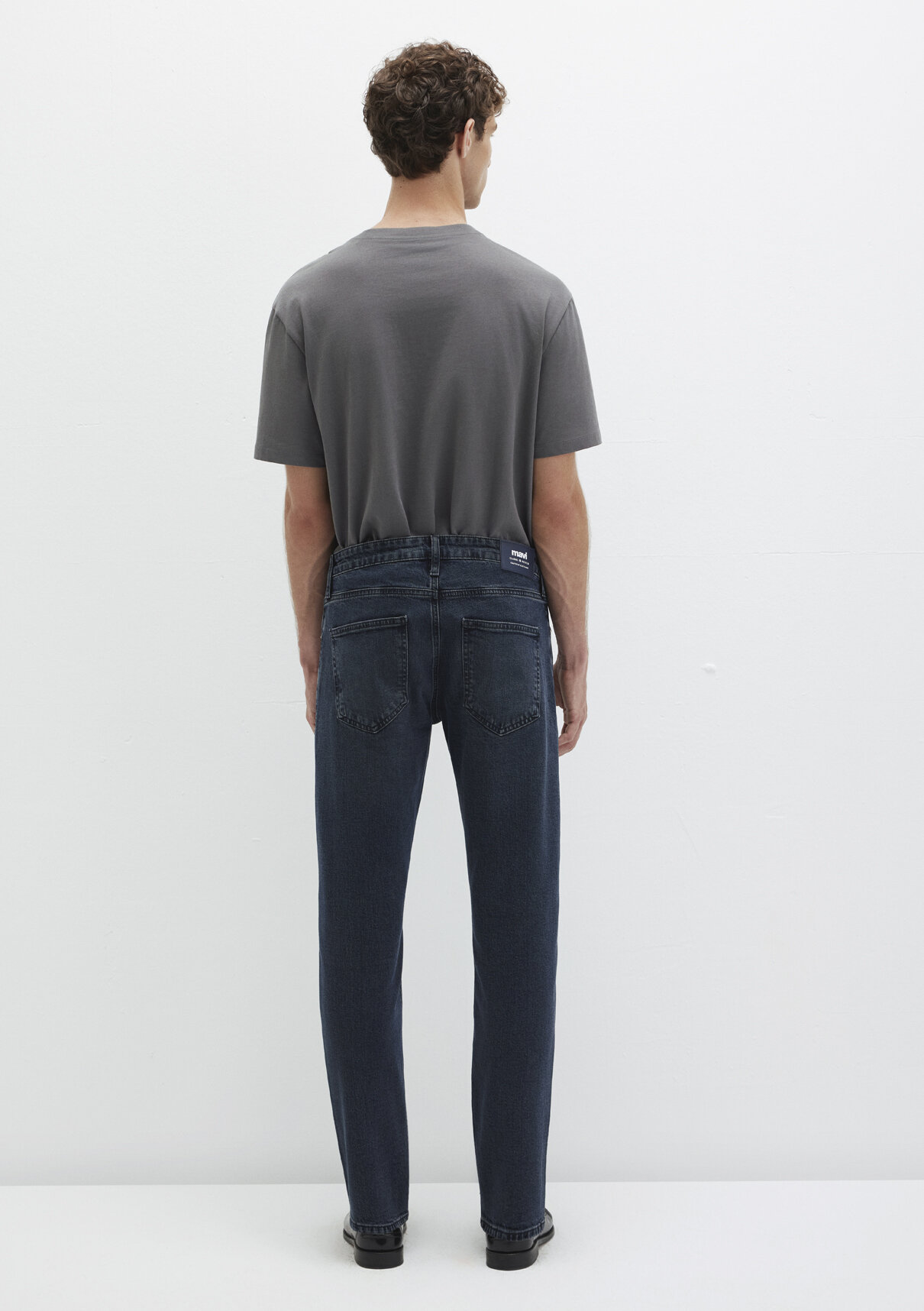 Mavi Classic Denim Koyu Mürekkep Mavisi Jean Pantolon görsel 5