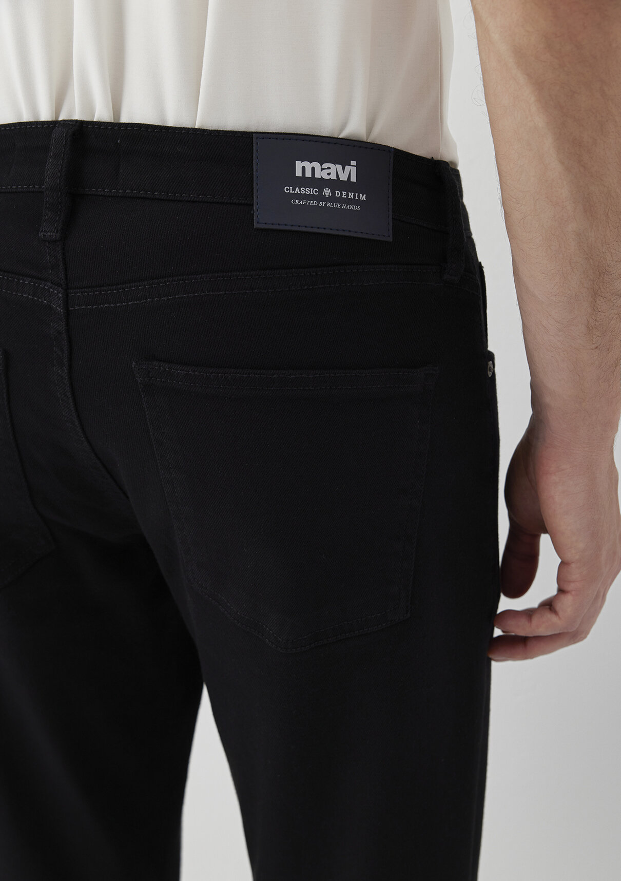 Mavi Classic Denim Siyah Jean Pantolon görsel 8