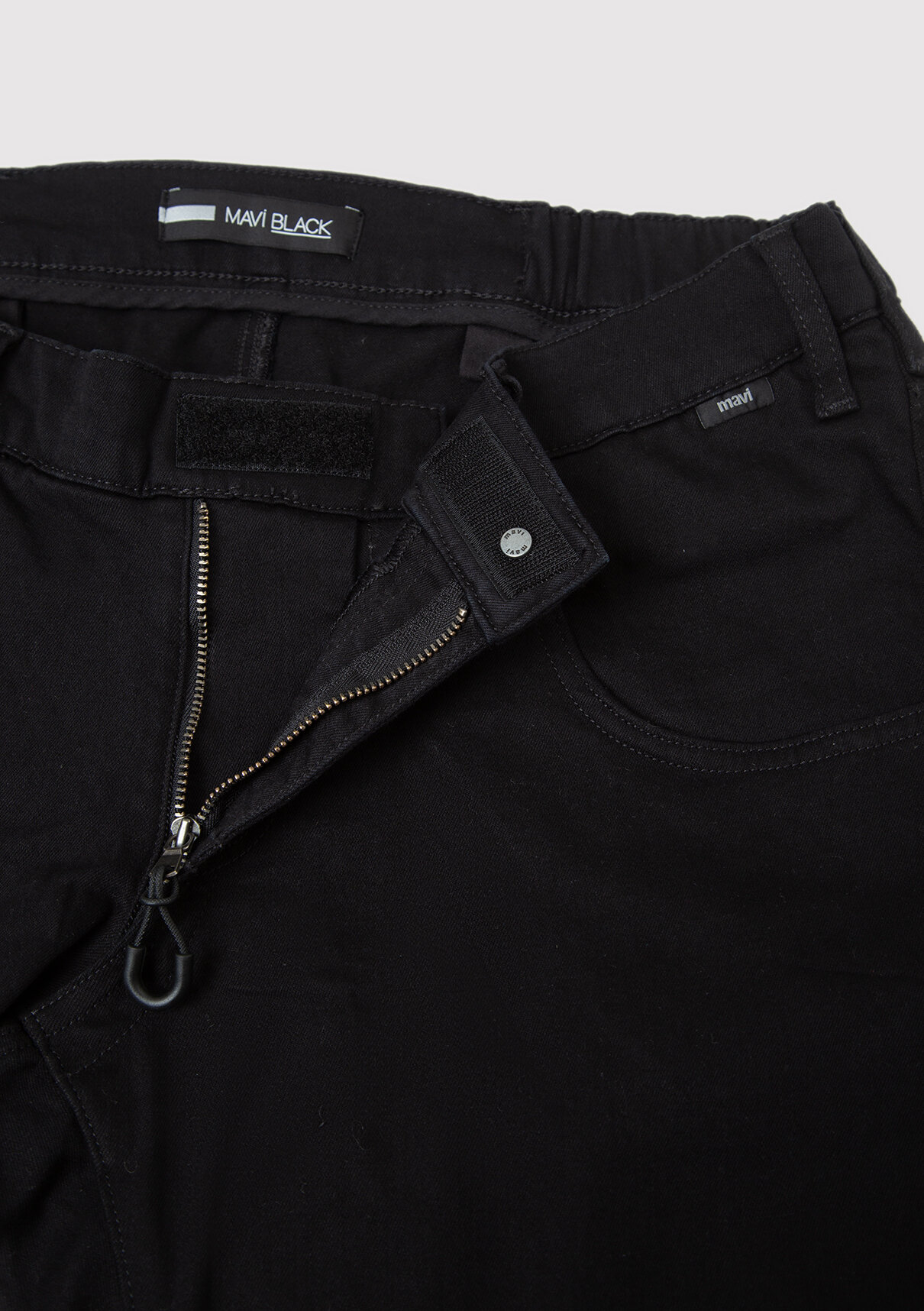 Mavi Adaptive Mavi Black Simsiyah Jean Pantolon görsel 3