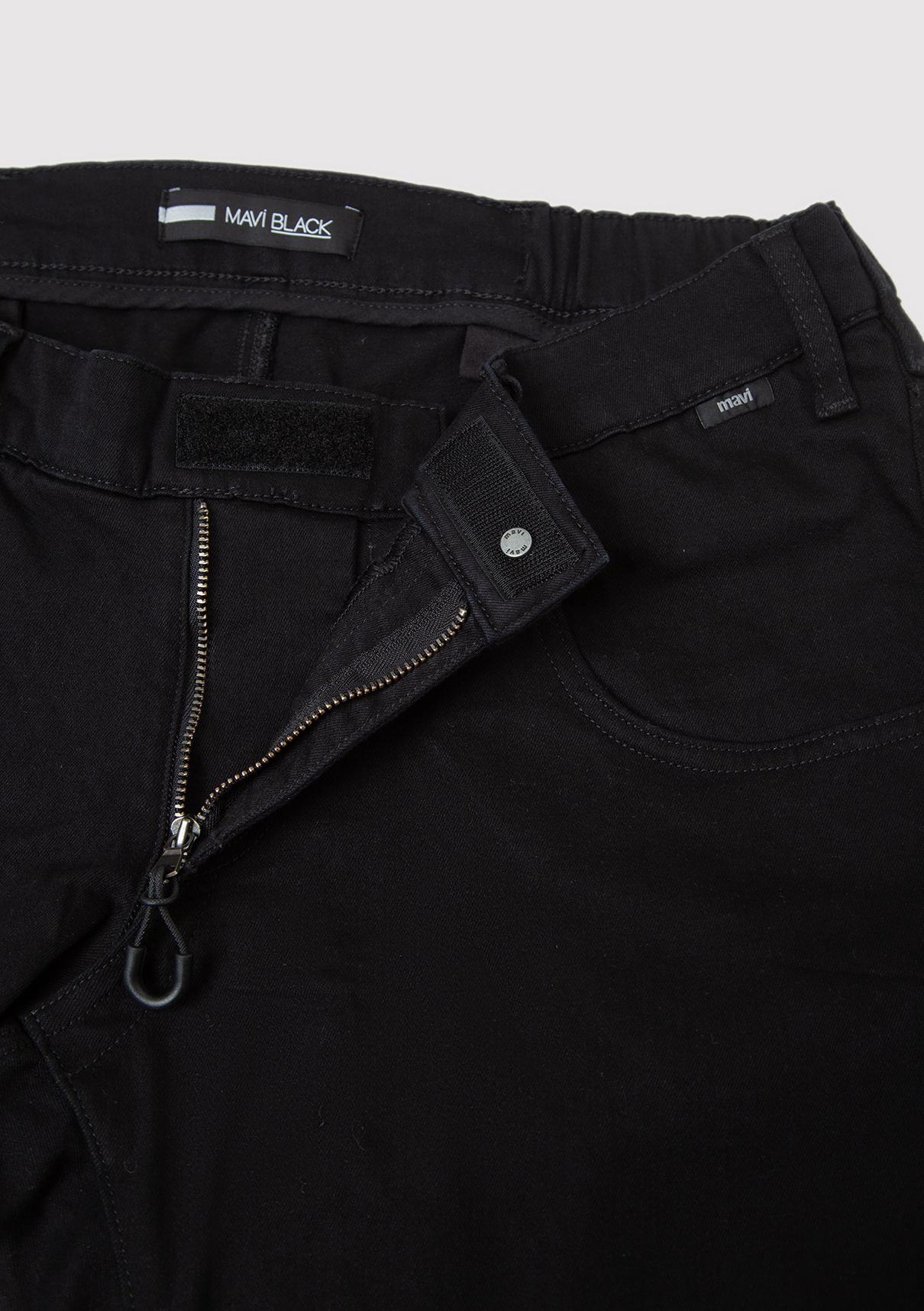 Mavi Adaptive Mavi Black Simsiyah Jean Pantolon görsel 3