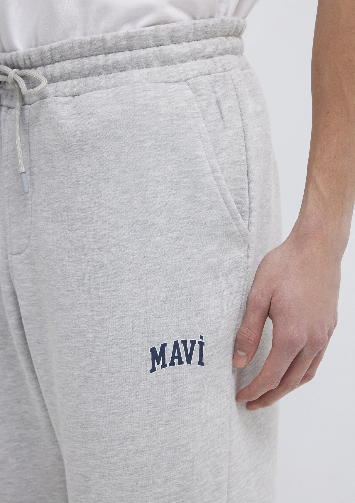 Mavi Logo Baskılı Gri Eşofman Altı görsel 6