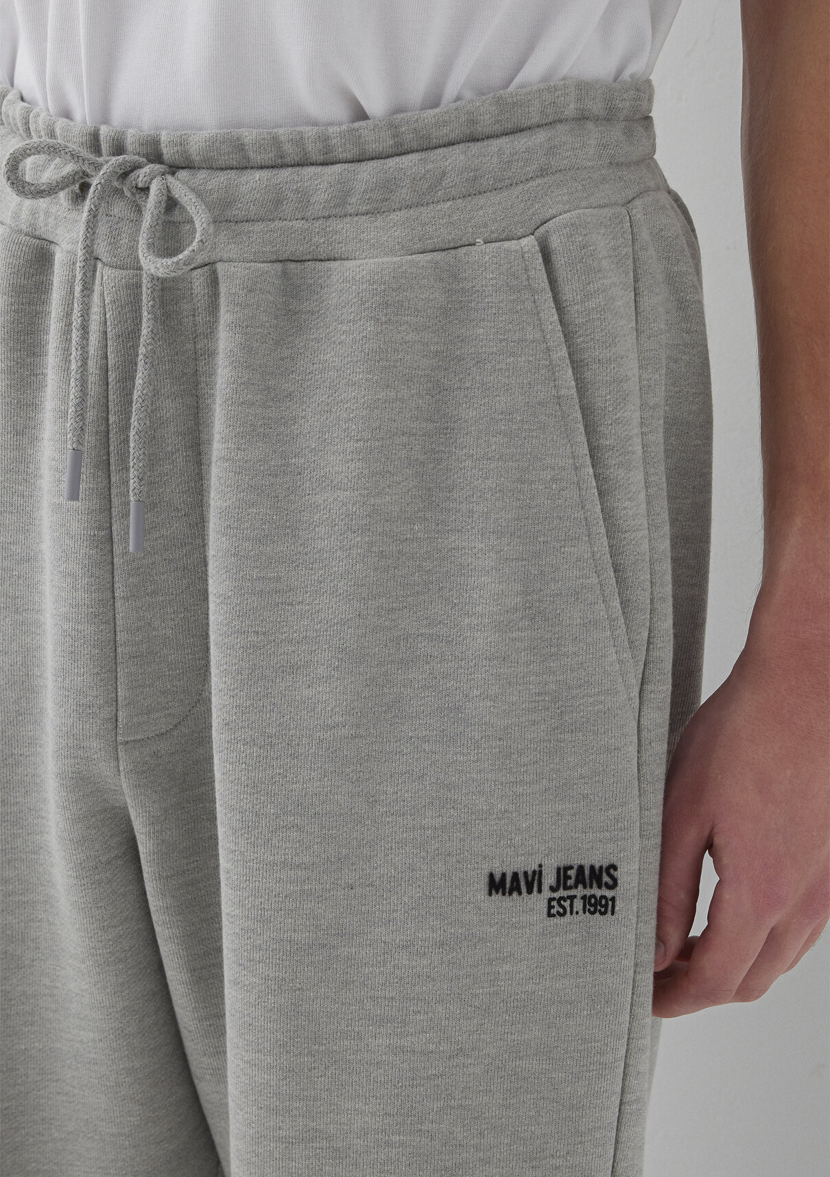 Mavi Jeans Baskılı Gri Eşofman Altı görsel 6