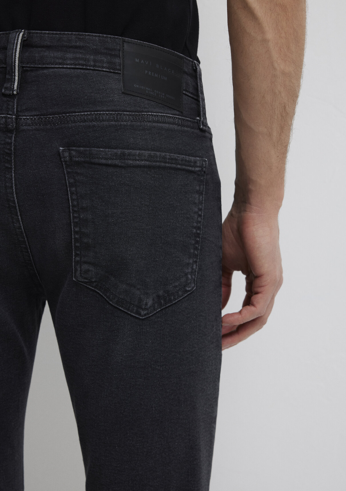 Mavi Black Duman Gri Smoke Jean Pantolon görsel 8