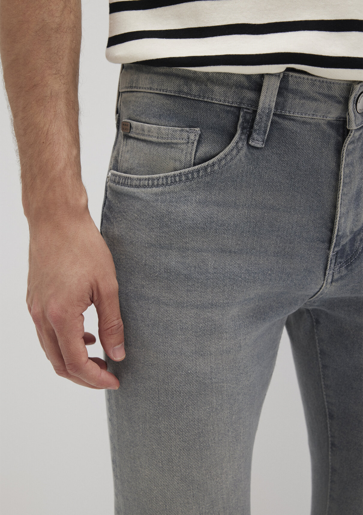 Mavi Black Açık Gri Smoke Jean Pantolon görsel 6
