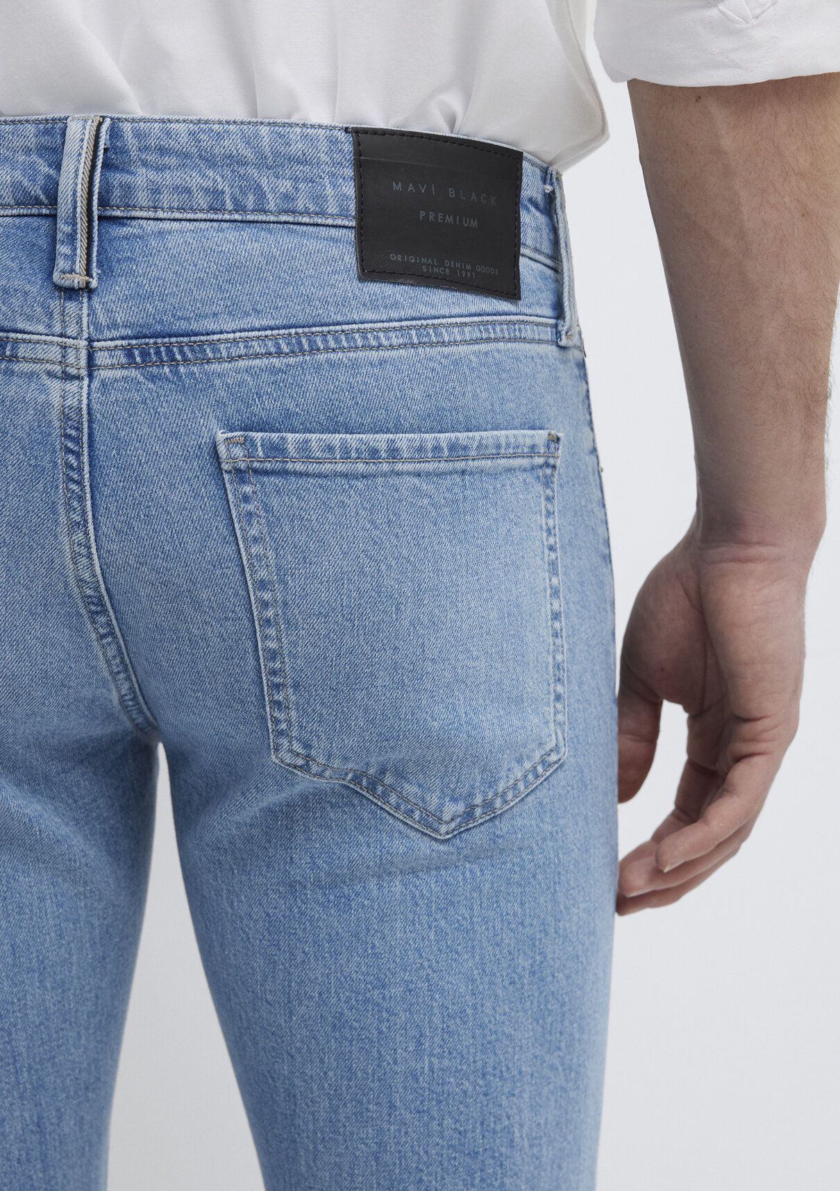 Mavi Black Açık Mavi Jean Pantolon görsel 8