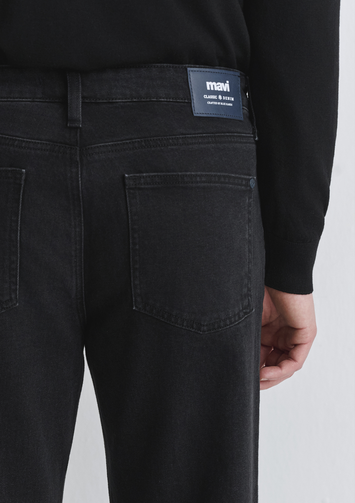 Mavi Classic Denim Yıkamalı Siyah Jean Pantolon görsel 7