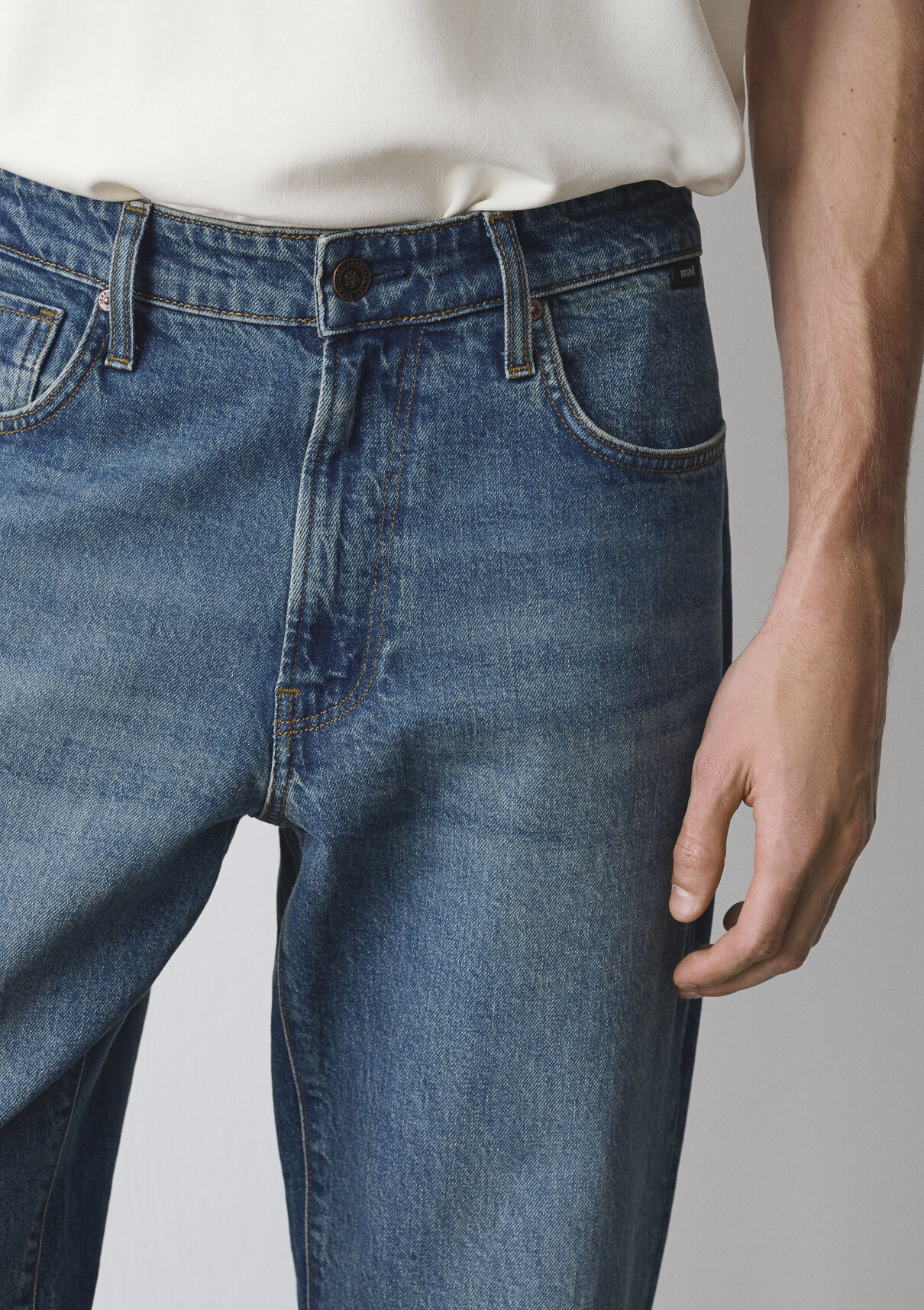 Mavi Classic Denim Puslu Indigo Mavisi Jean Pantolon görsel 7