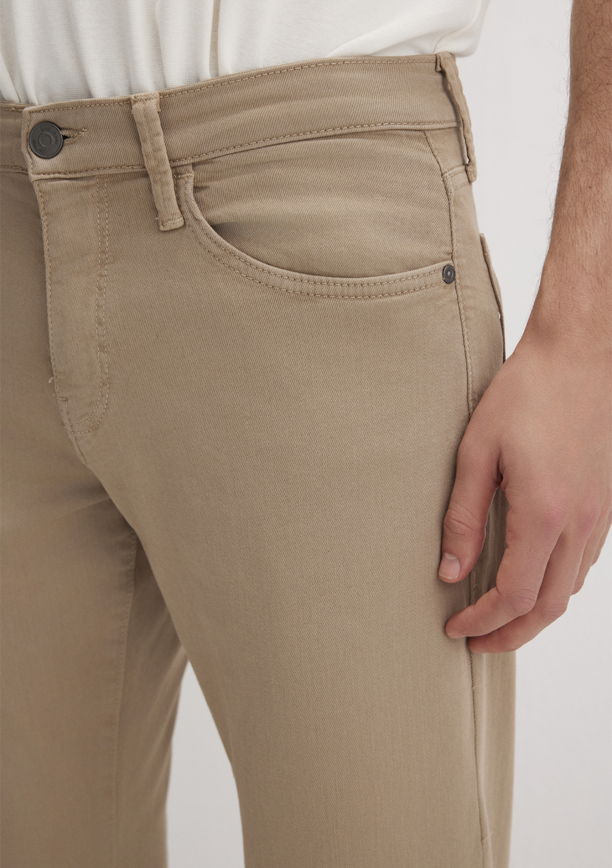 Mavi Hunter Koyu Bej Comfort Gabardin Pantolon görsel 5