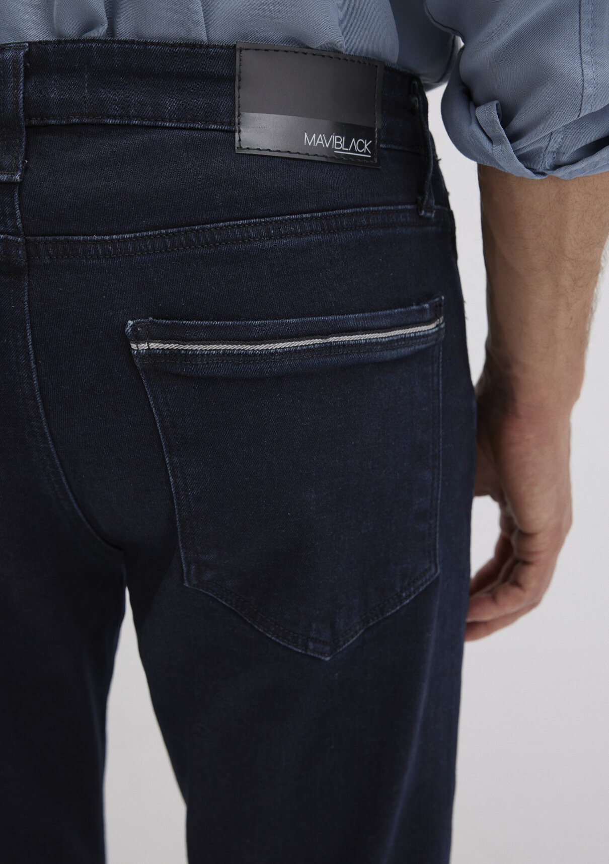 Mavi Black Mürekkep Mavi Jean Pantolon görsel 7
