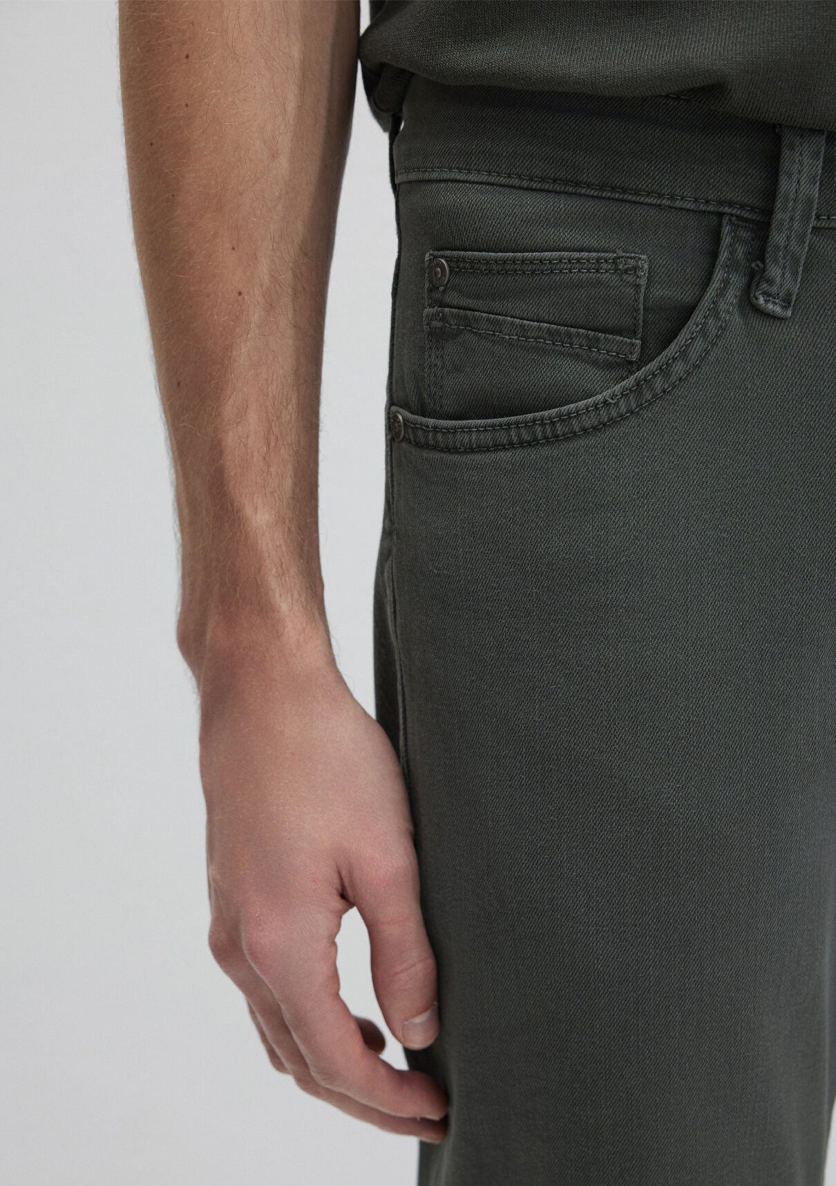 Mavi Hunter Yosun Yeşili Comfort Gabardin Pantolon görsel 6
