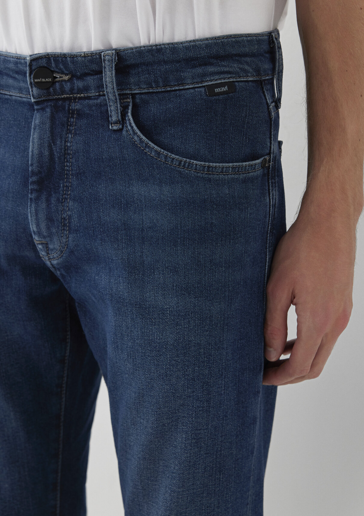 Mavi Black Koyu Indigo Mavisi Jean Pantolon görsel 6
