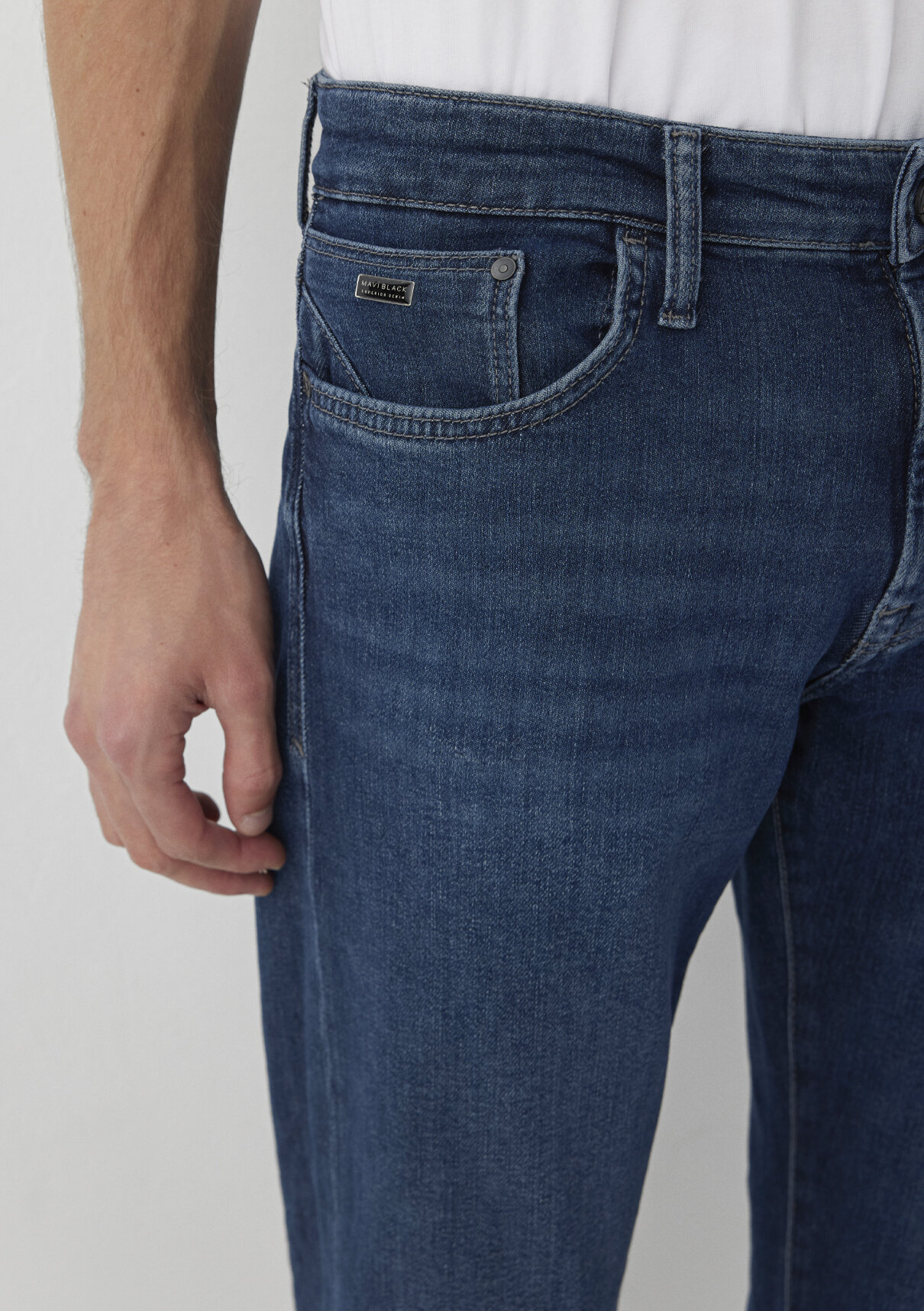 Mavi Black Koyu Indigo Mavisi Jean Pantolon görsel 7