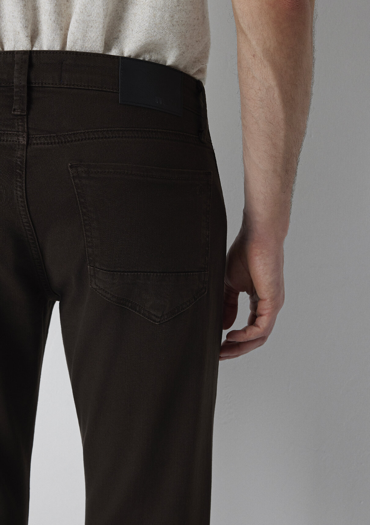 Mavi Hunter Kahverengi Gabardin Pantolon görsel 8