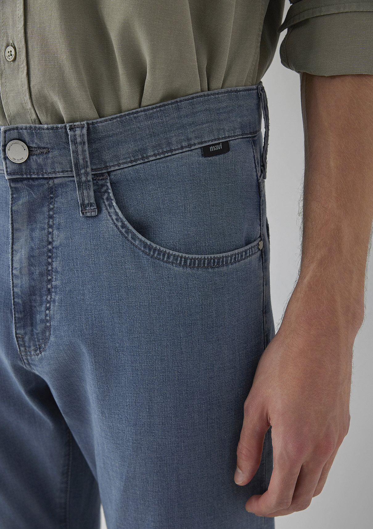 Mavi Black Puslu Açık Mavi Jean Pantolon görsel 7