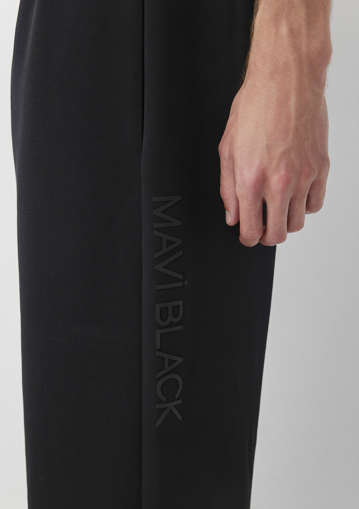 Mavi Black Siyah Eşofman Altı görsel 7