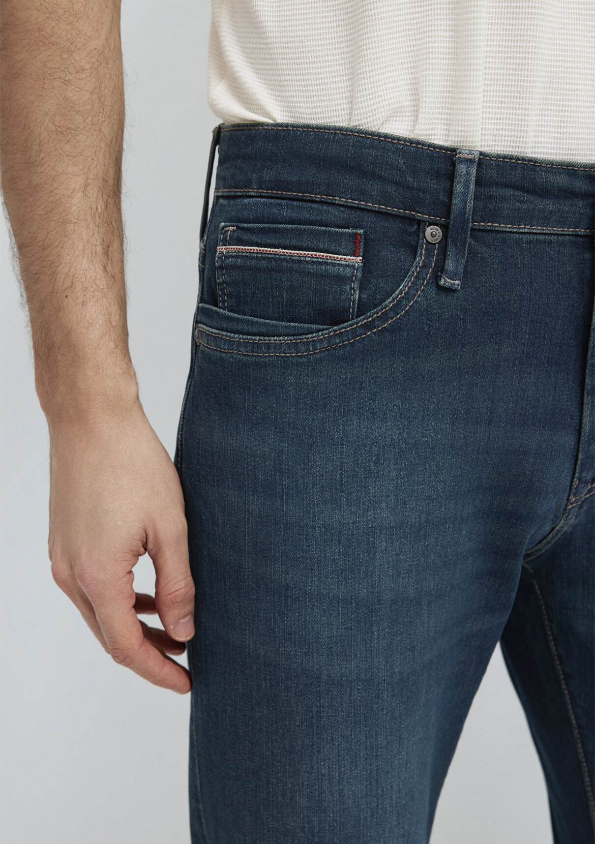 Mavi Premium Puslu Koyu Mavi Jean Pantolon görsel 7