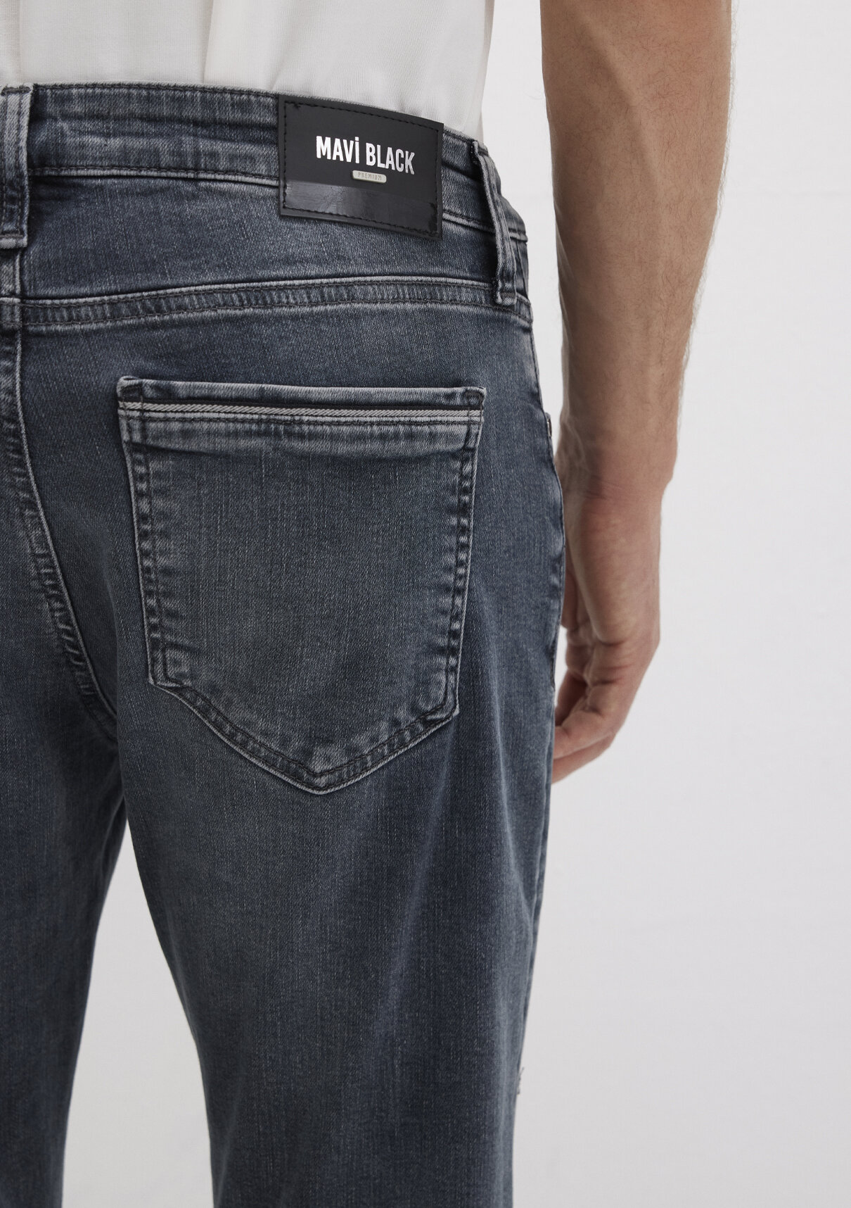 Mavi Black Puslu Vintage Gri Smoke Jean Pantolon görsel 8