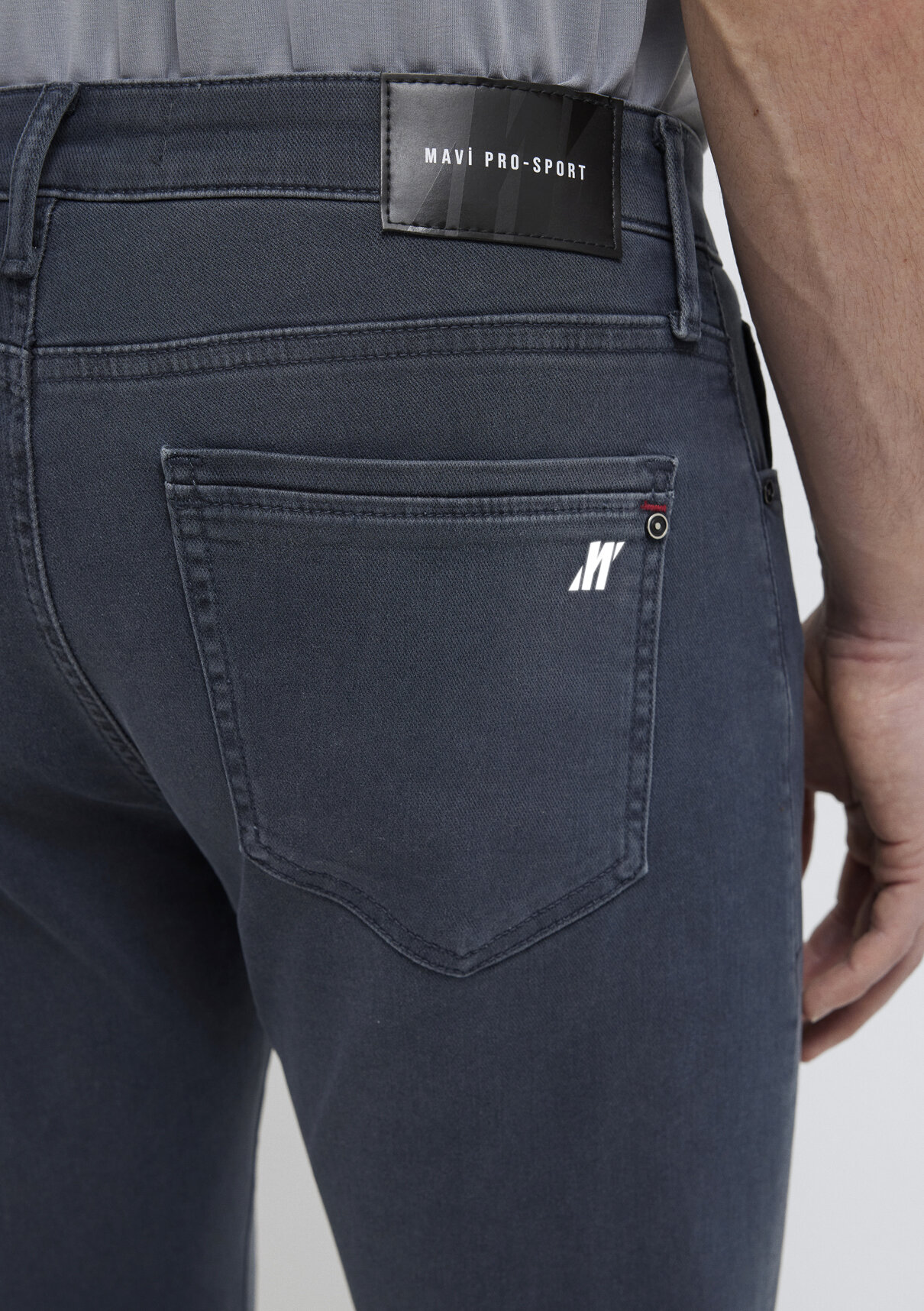 Mavi Pro Sport Koyu Puslu Mavi Jean Pantolon görsel 8