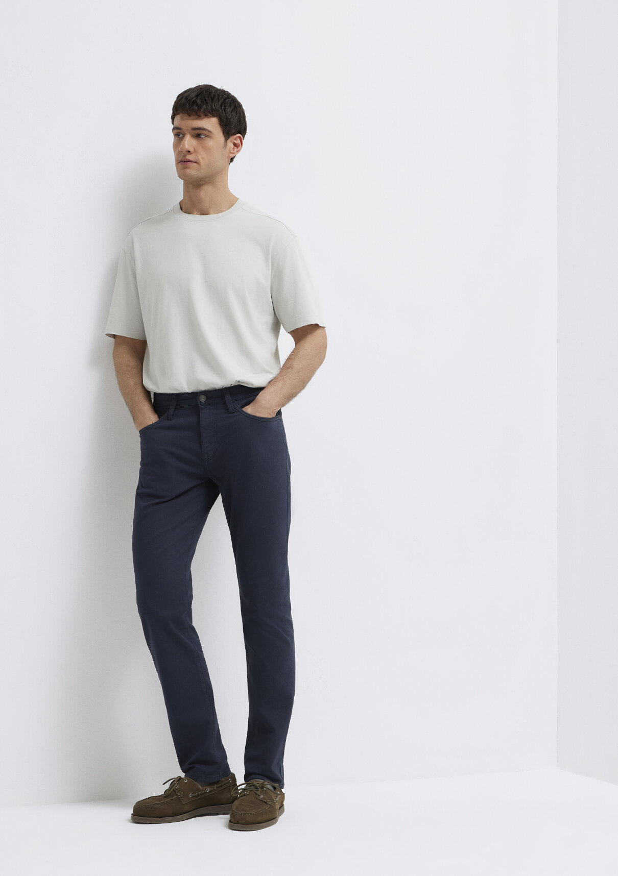 Mavi Marcus Mavi Black Lacivert Gabardin Pantolon görsel 2