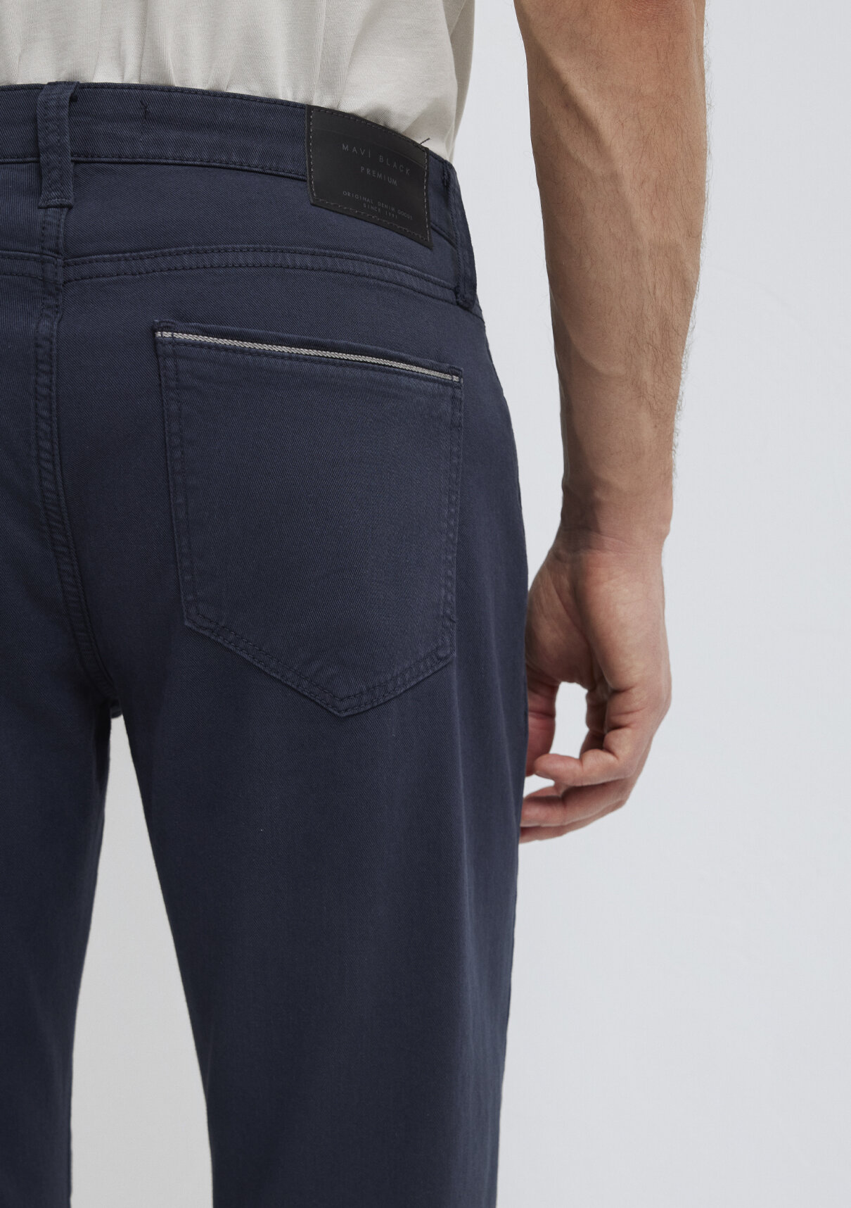 Mavi Marcus Mavi Black Lacivert Gabardin Pantolon görsel 8