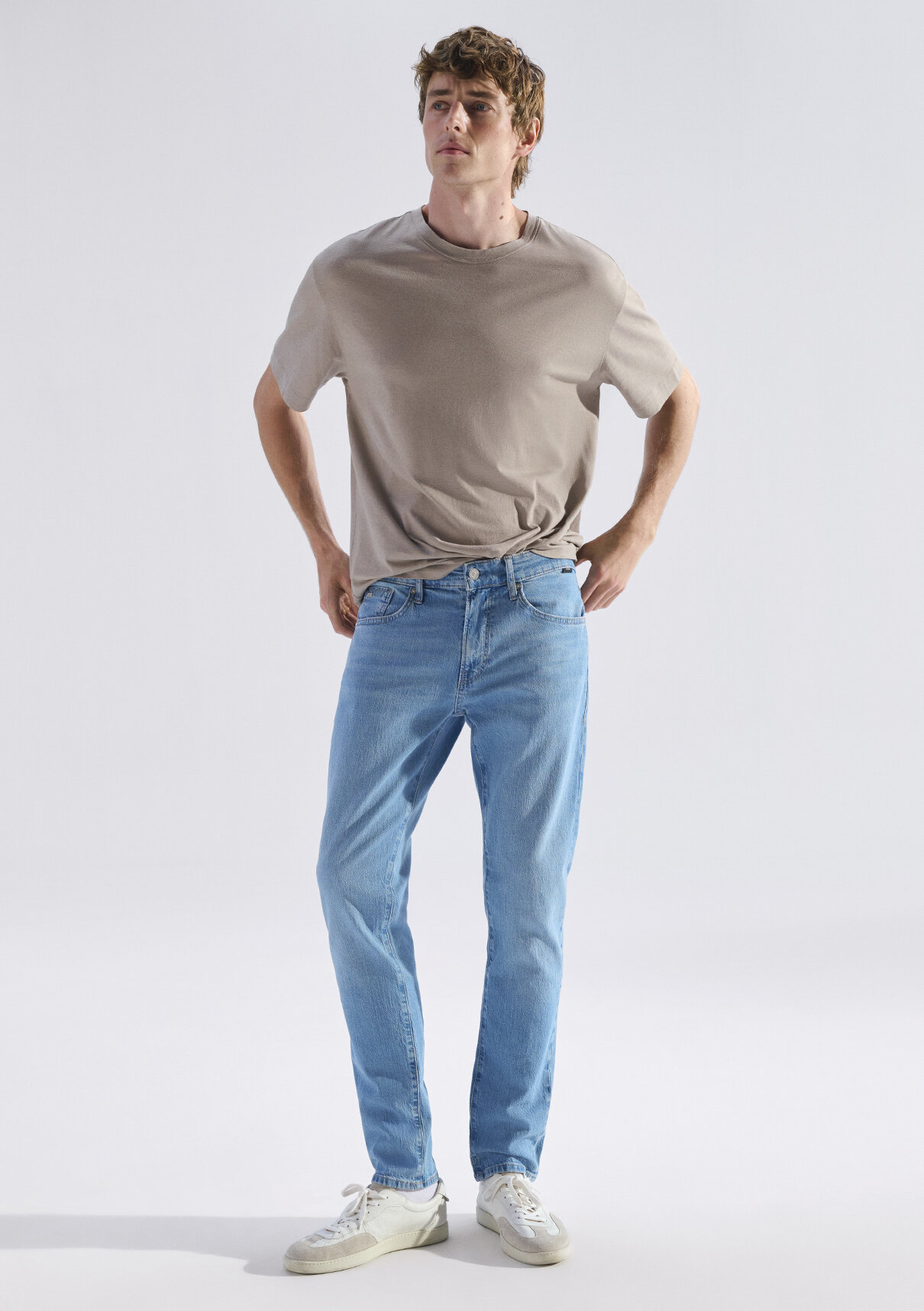 Mavi Classic Denim Puslu Açık Mavi Jean Pantolon