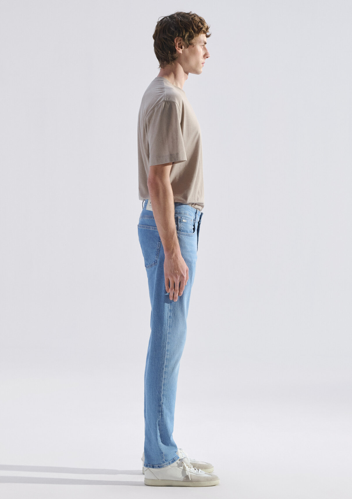 Mavi Classic Denim Puslu Açık Mavi Jean Pantolon görsel 4
