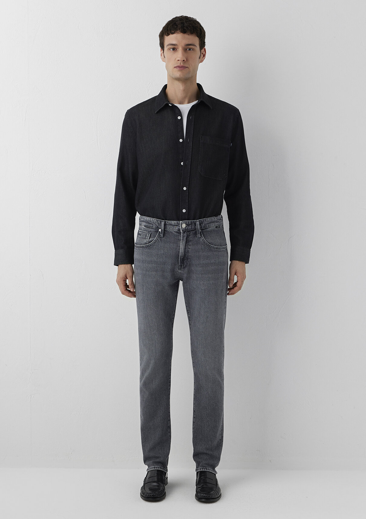 Mavi Classic Denim Gri Jean Pantolon görsel 4