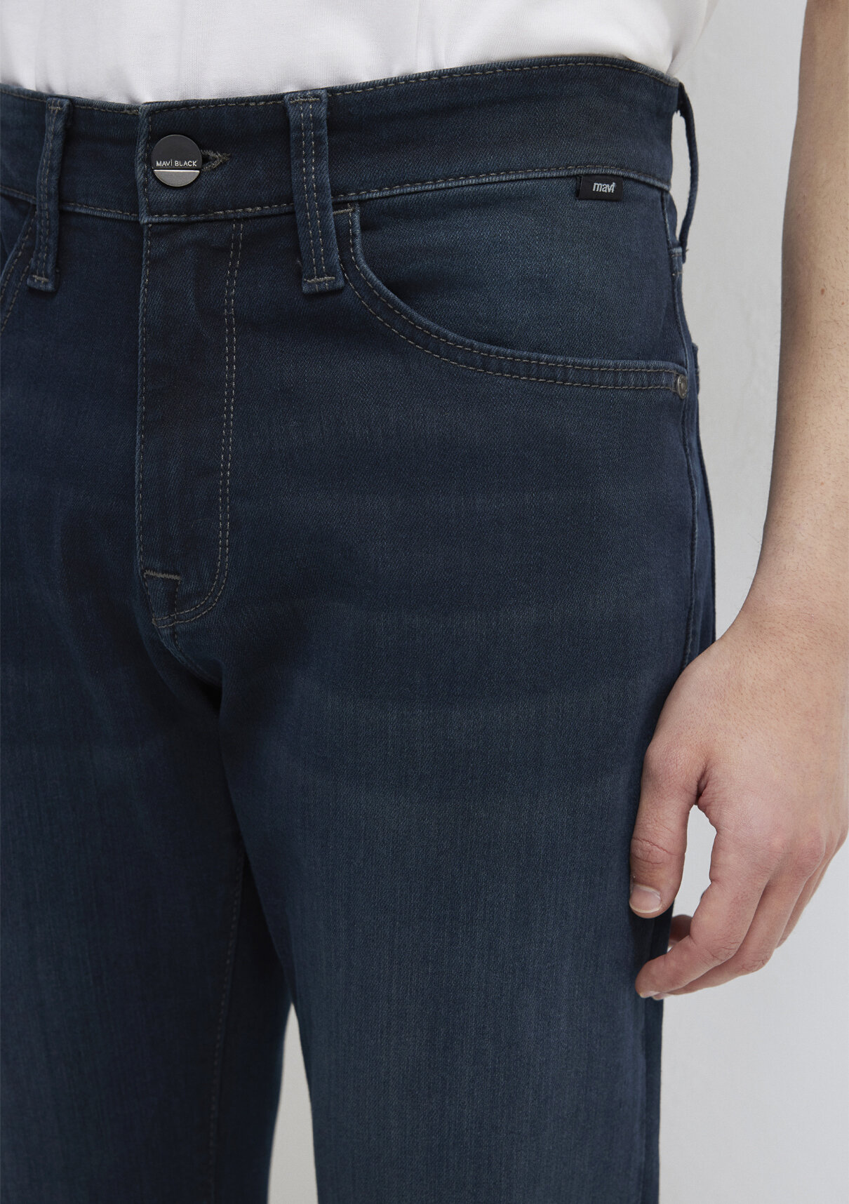 Mavi Black Gölgeli Mavi Jean Pantolon görsel 6