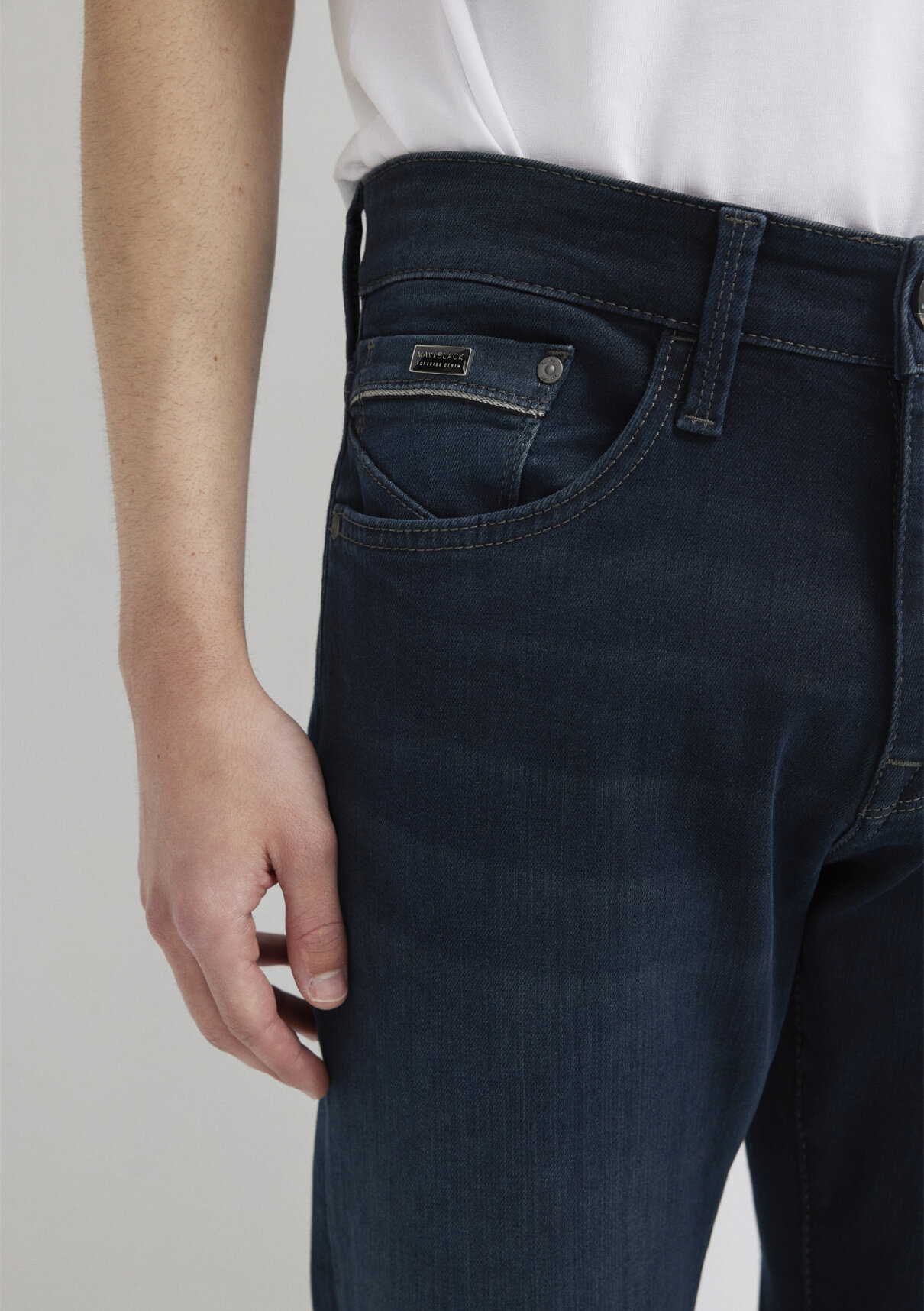 Mavi Black Gölgeli Mavi Jean Pantolon görsel 7