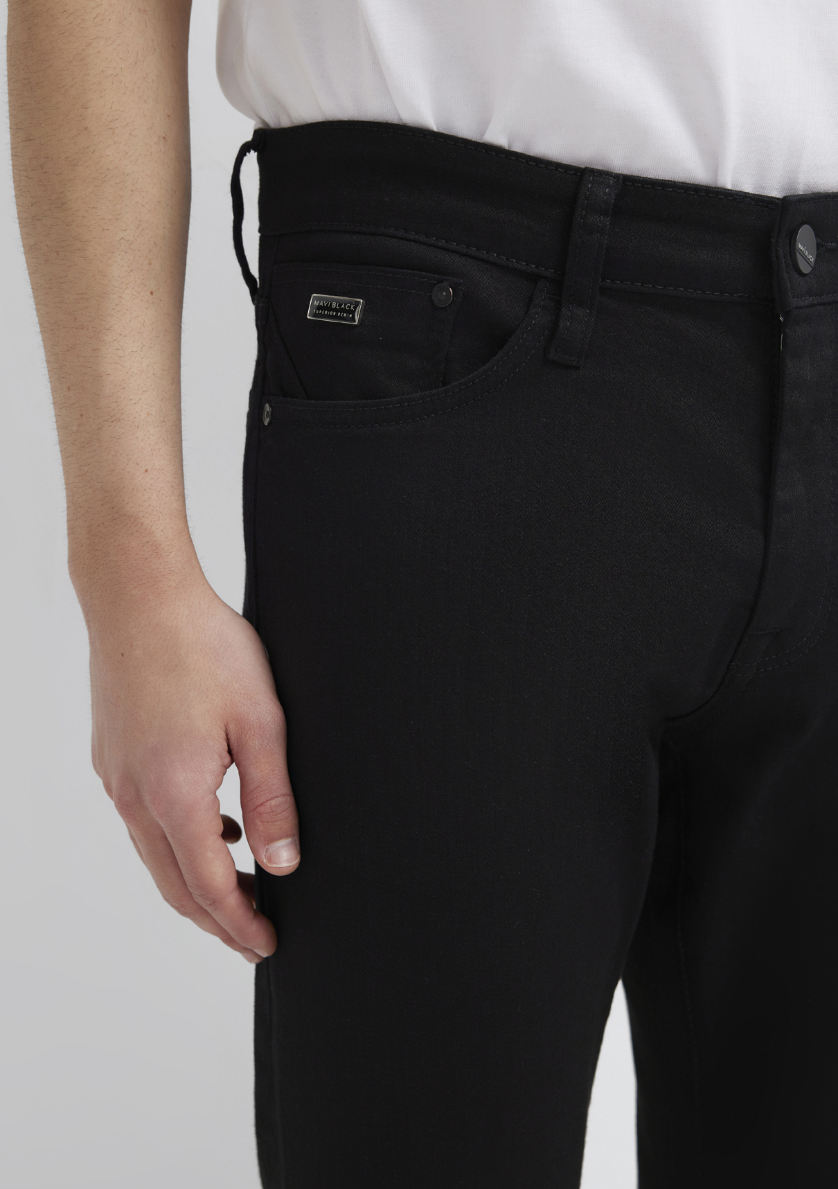 Mavi Black Siyah Jean Pantolon görsel 7