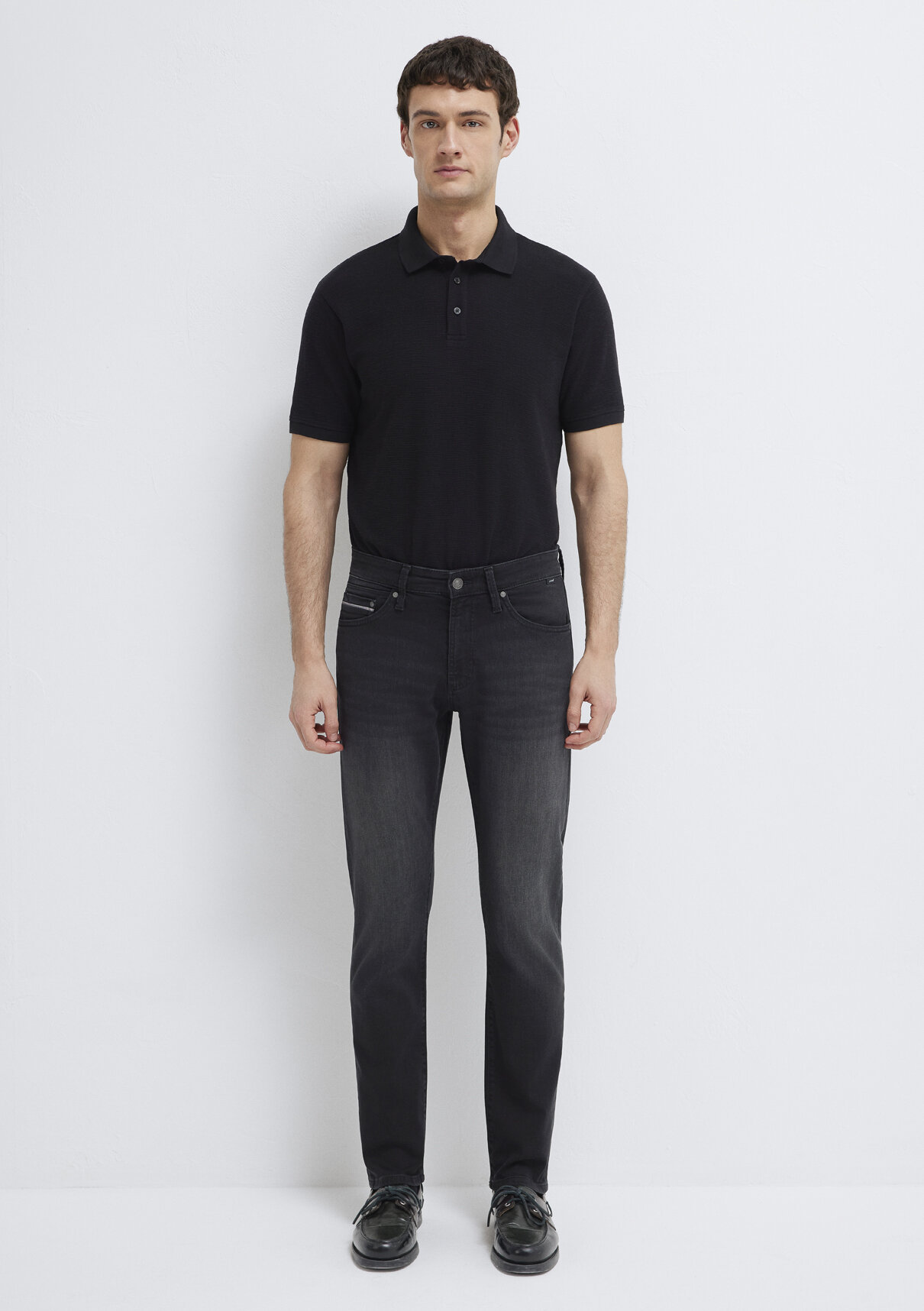 Mavi Premium Koyu Gri Jean Pantolon görsel 4
