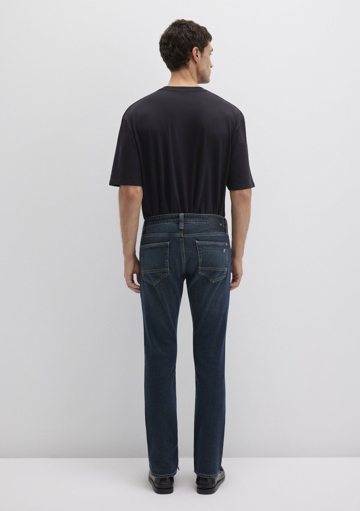 Mavi Pro Koyu Puslu Comfort Jean Pantolon görsel 4