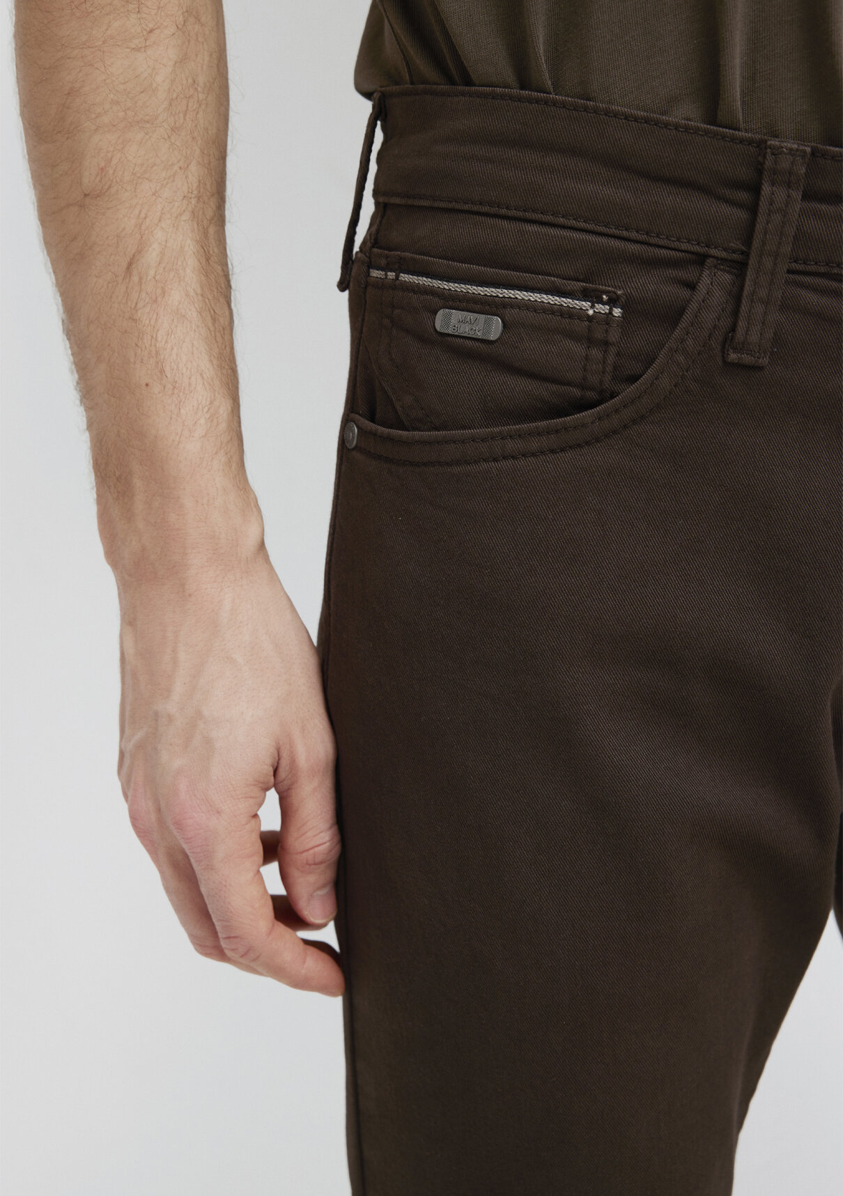 Mavi Jake Mavi Black Koyu Kahverengi Gabardin Pantolon görsel 7