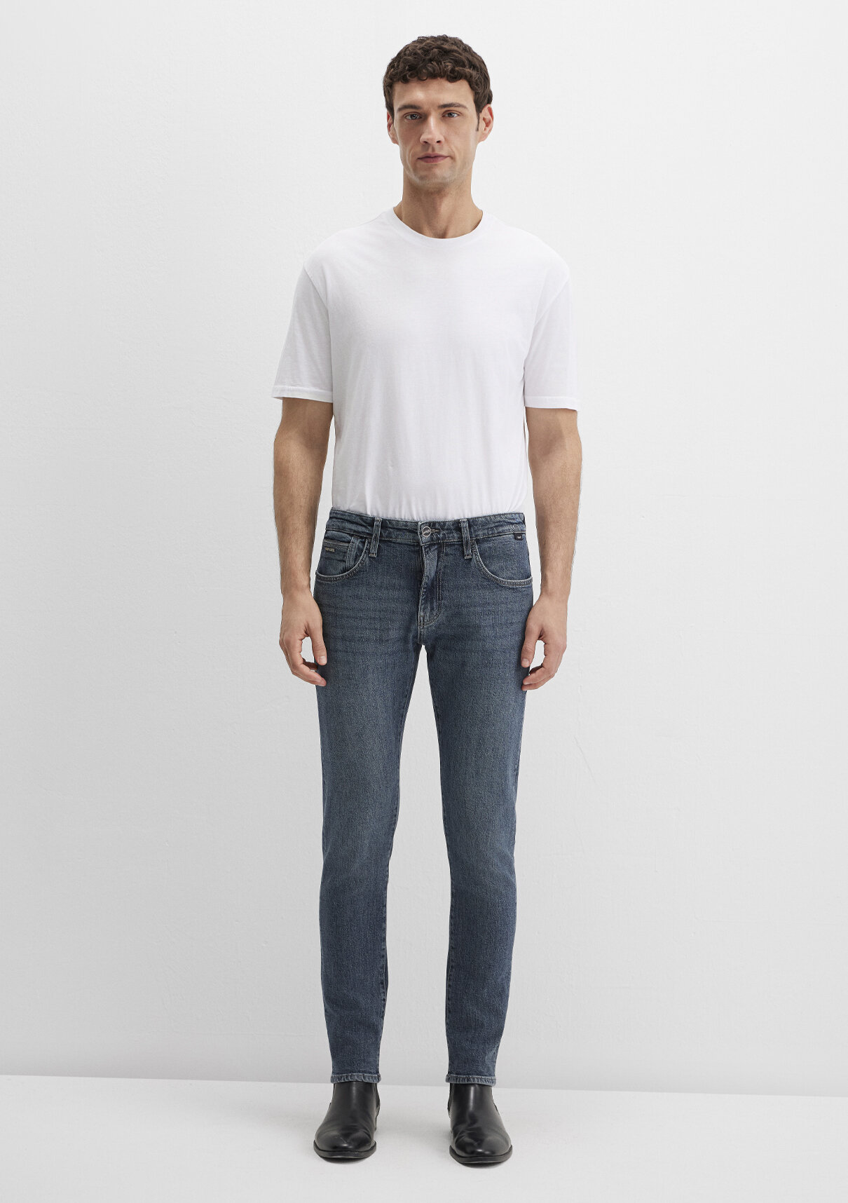 Mavi Black Puslu Koyu Mavi Jean Pantolon görsel 4