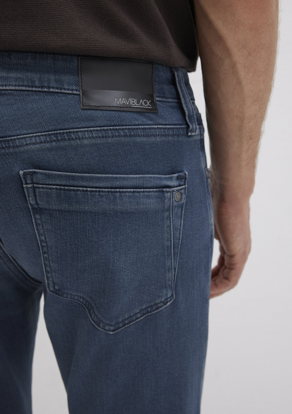 Mavi Black Puslu Mürekkep Mavi Jean Pantolon görsel 7