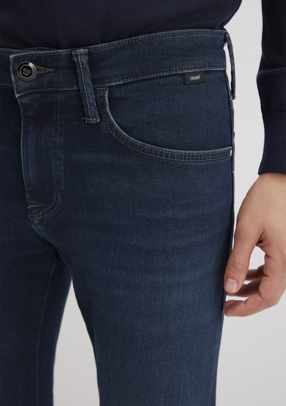 Mavi Lux Black Puslu Koyu Mavi Jean Pantolon görsel 7