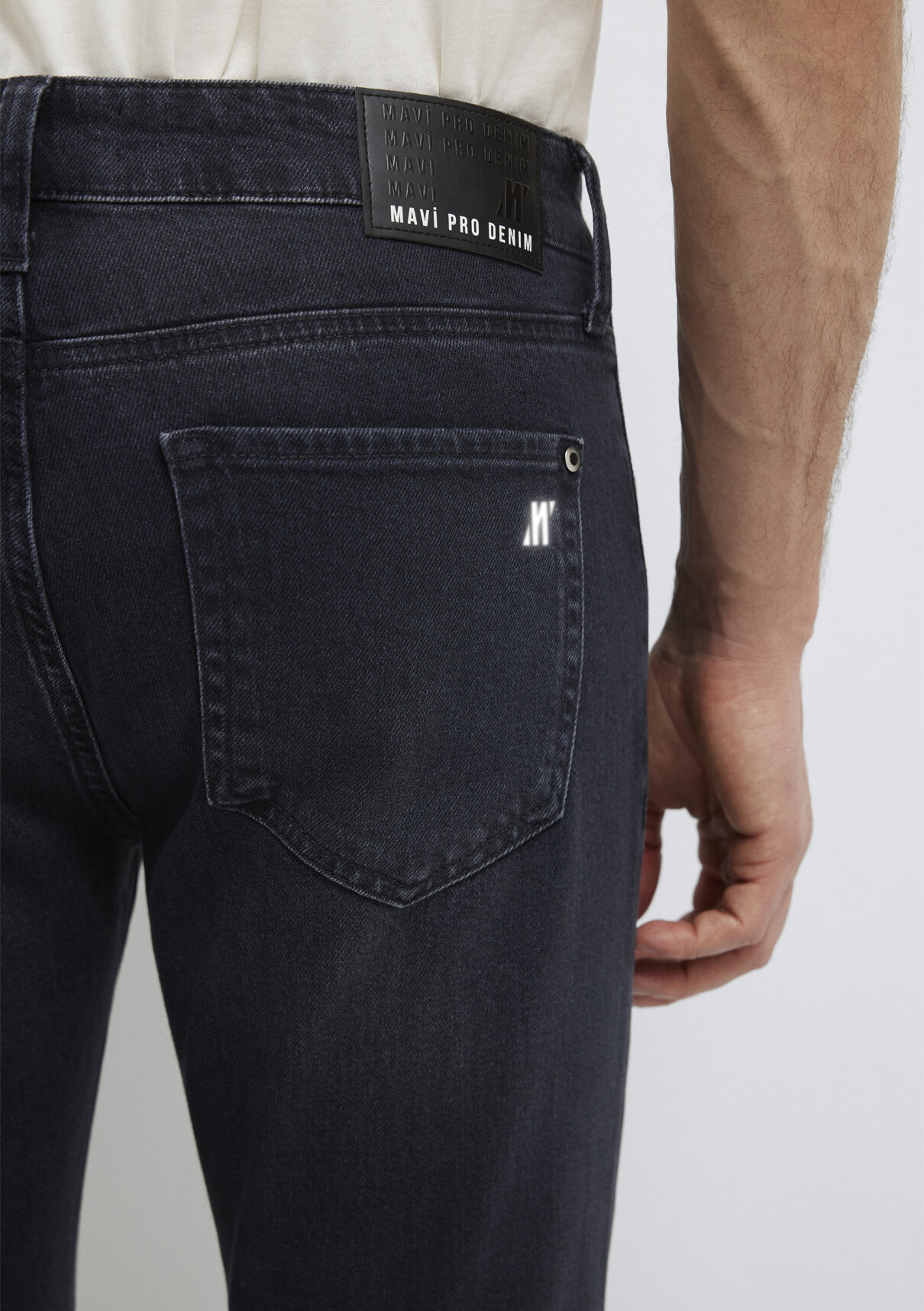 Mavi Pro Koyu Antrasit Jean Pantolon görsel 8