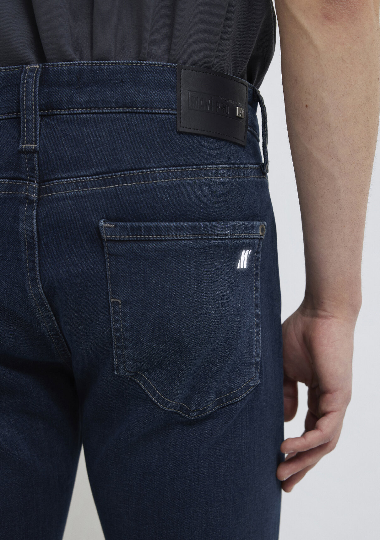 Mavi Pro Puslu Gece Mavisi Jean Pantolon görsel 8
