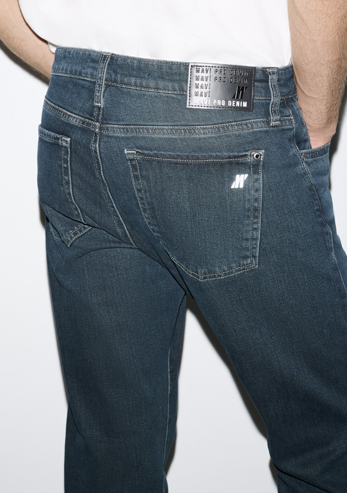 Mavi Pro Koyu Vintage Mavi Jean Pantolon görsel 8