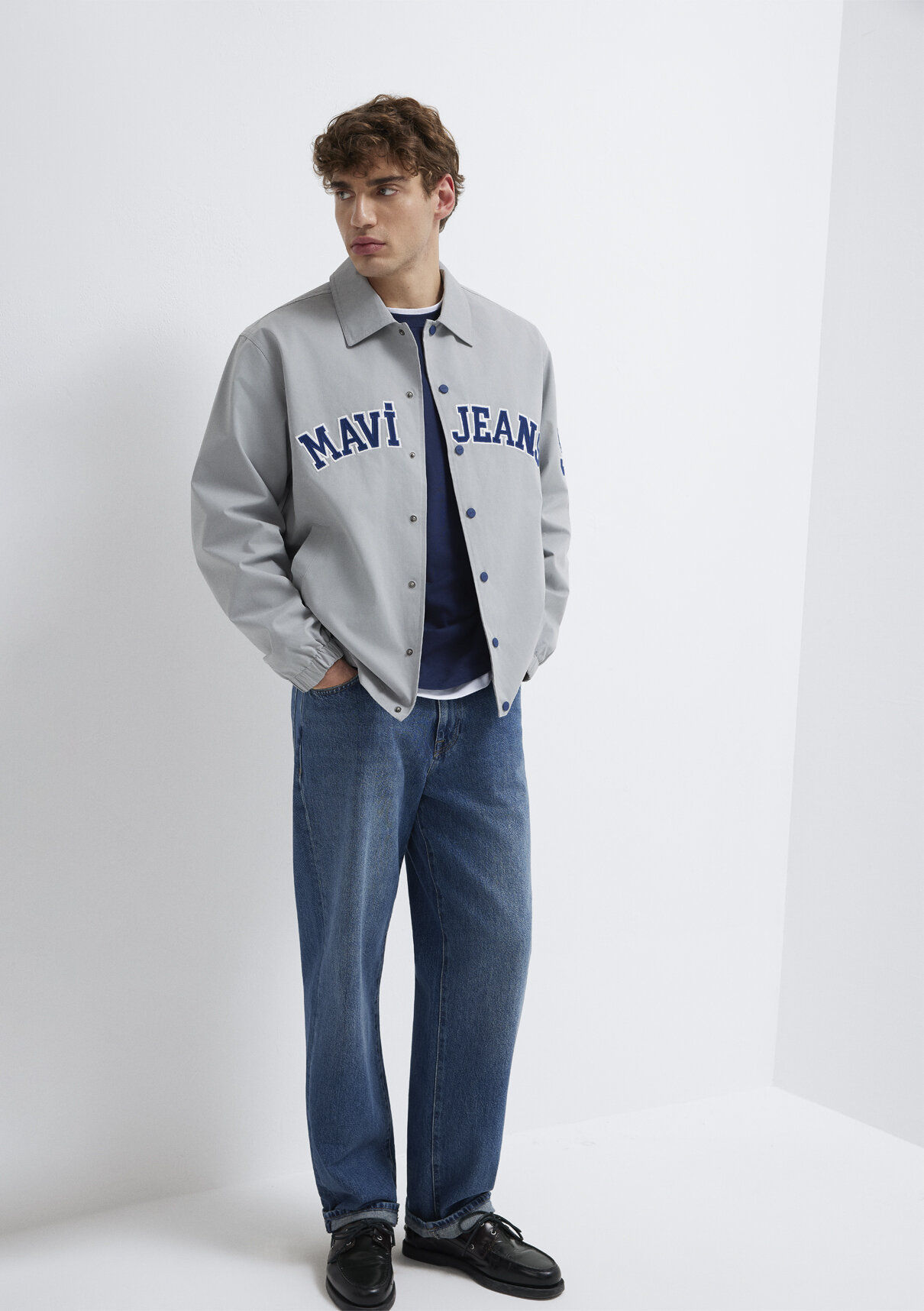 Mavi Jeans Logo Nakışlı Gri Ceket görsel 2
