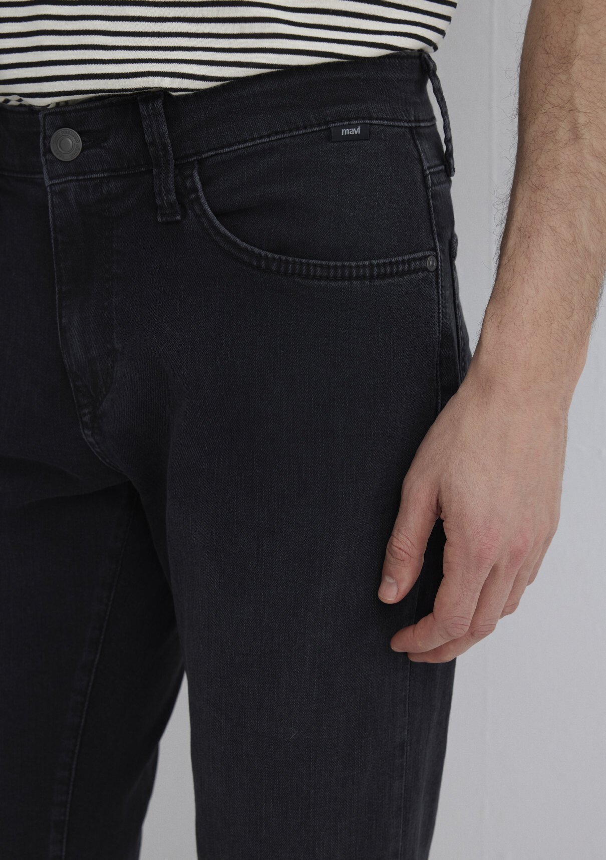 Mavi Nicholas Mavi Black Antrasit Jean Şort görsel 5
