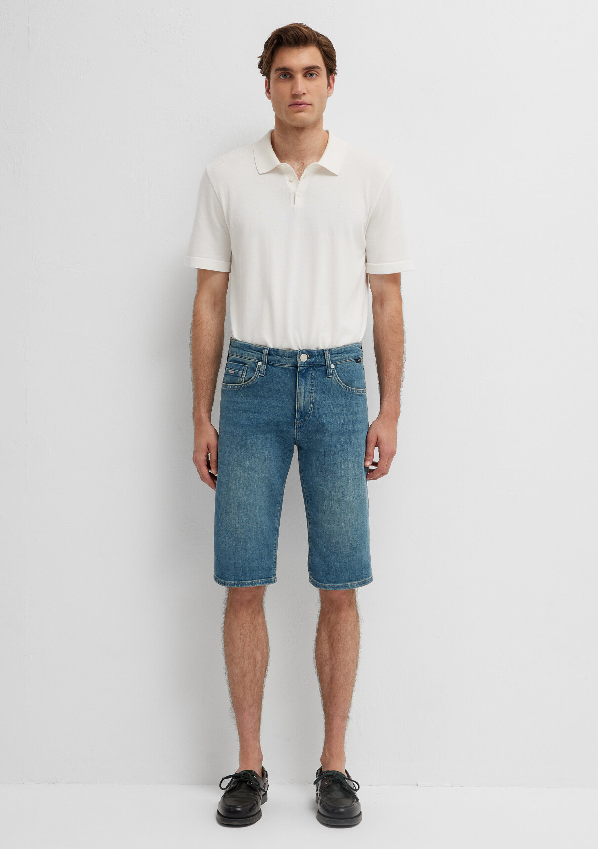 Mavi Nicholas Premium Blue Vintage Indigo Mavisi Jean Şort görsel 3