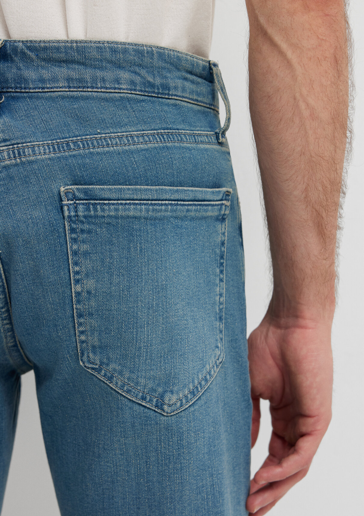 Mavi Nicholas Premium Blue Vintage Indigo Mavisi Jean Şort görsel 8
