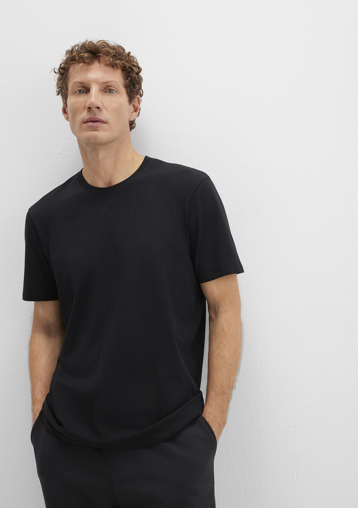 Mavi Stretch Siyah Basic Tişört