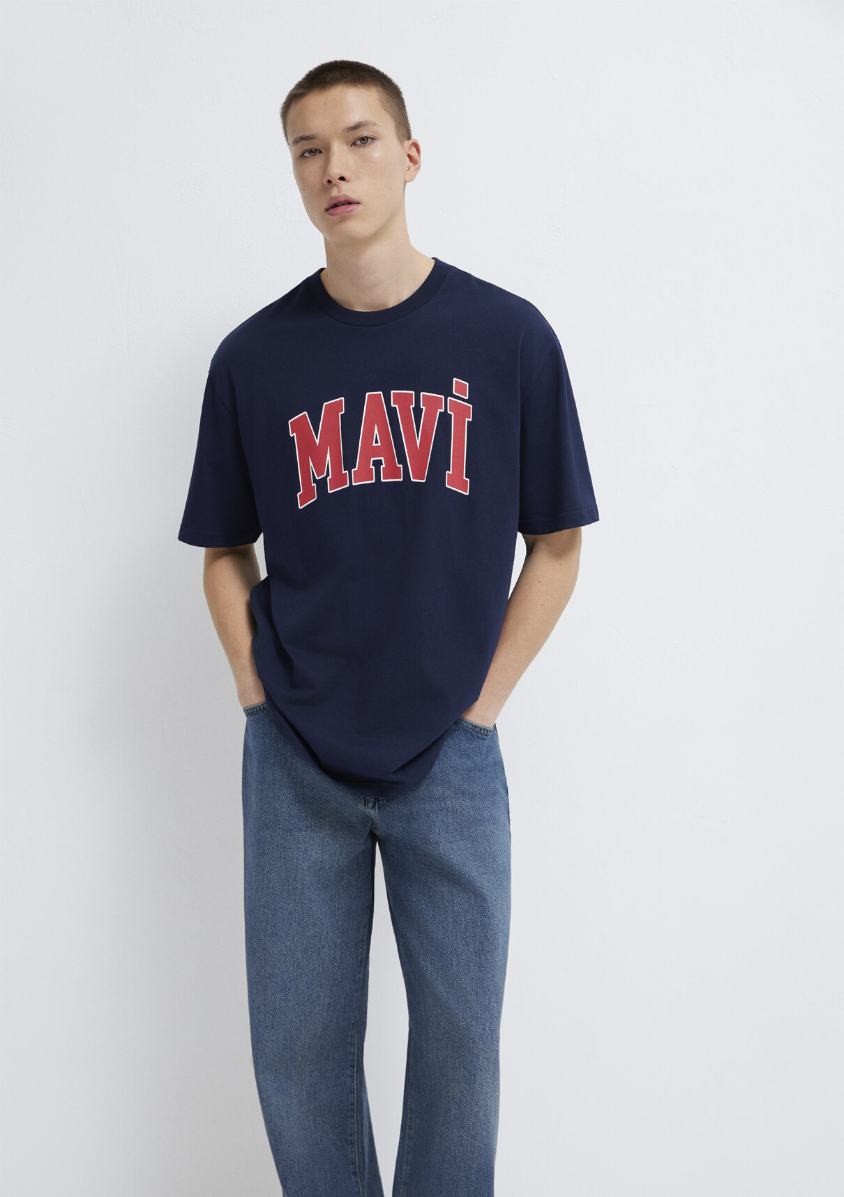 Mavi Logo Baskılı Lacivert Tişört