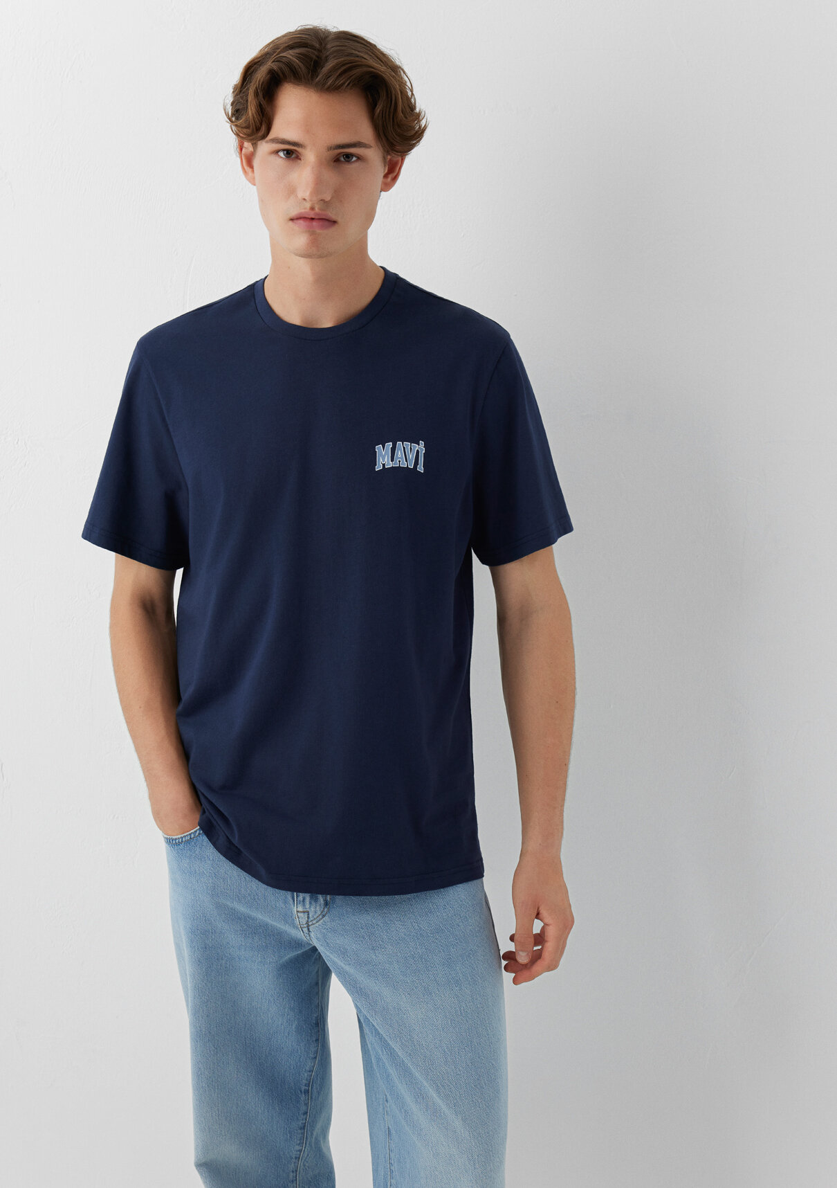 Mavi Logo Baskılı Lacivert Tişört