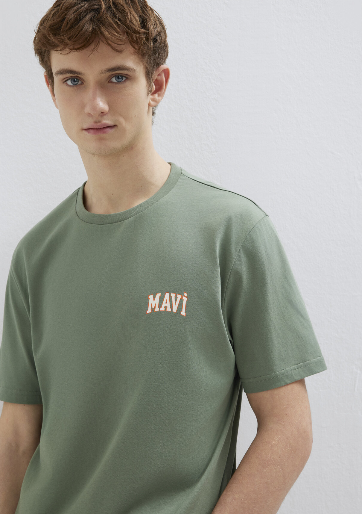 Mavi Logo Baskılı Yeşil Tişört